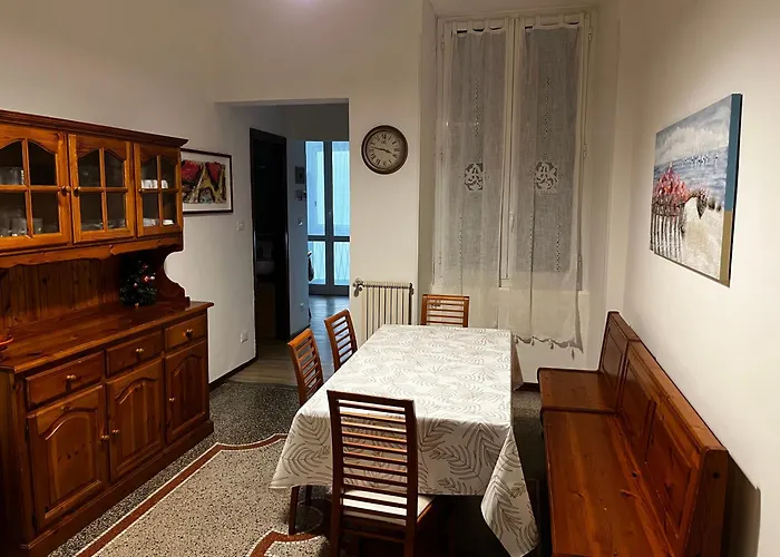 Casa Anne Vicino Al Centro, Al Mare, Stazione Apartment Savona