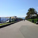 Διαμέρισμα Casa Anne Vicino Al Centro, Al Mare, Stazione Σαβόνα