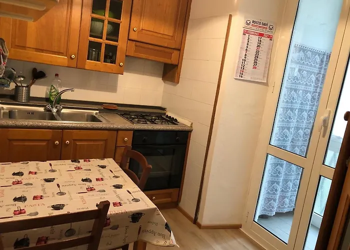 Apartmán Casa Anne Vicino Al Centro, Al Mare, Stazione